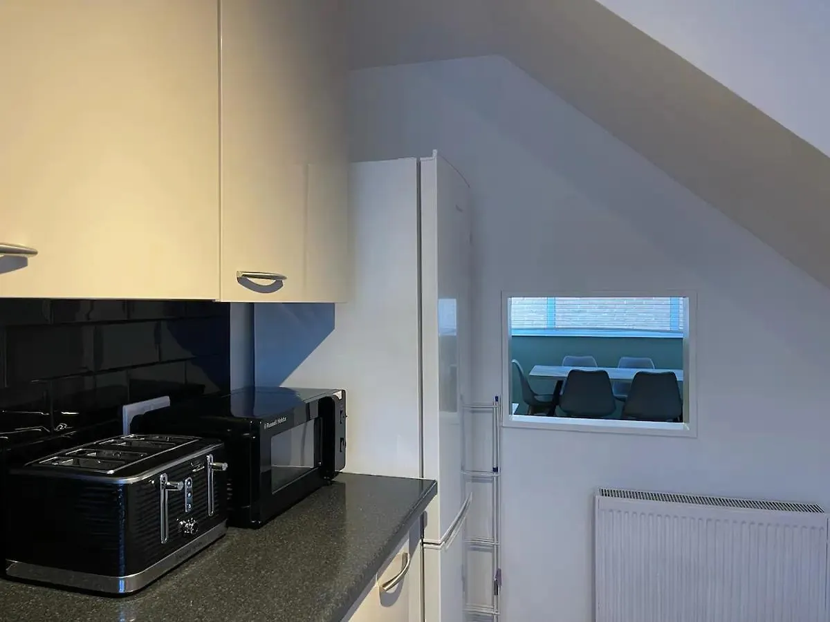 ברייטון Majestic Modern Mews Apartment Pass The Keys